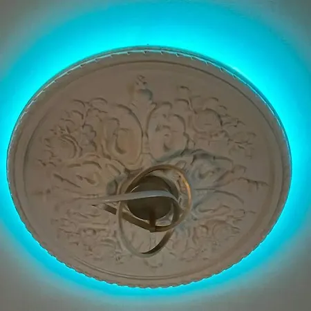 Soul-apartment Balkon Privatparkplatz 2 Boxspringbetten 55zoll Tv Wlan Apartman *